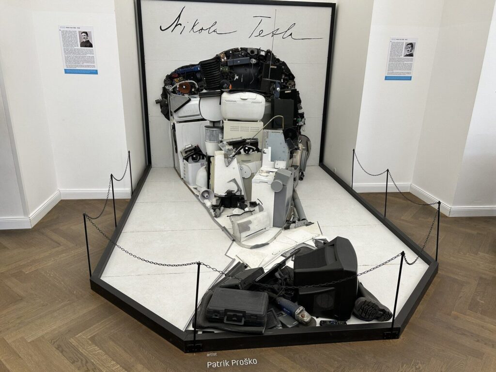 The Nikola Tesla anamorphic sculpture by Patrik Proško at Illusion Art Museum Prague (Image: The Prague Review (Patrik Proško, Nikola Tesla))